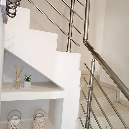 Deniastella Villas *