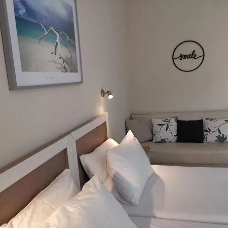 Deniastella Villas Apartment *