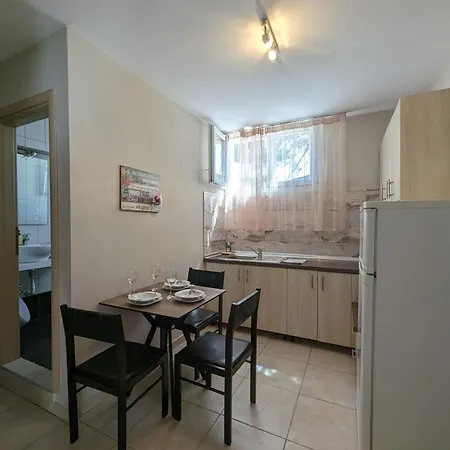 Deniastella Villas Apartment